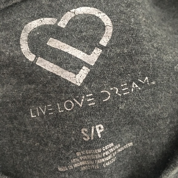 Top - Picture 2 of 2